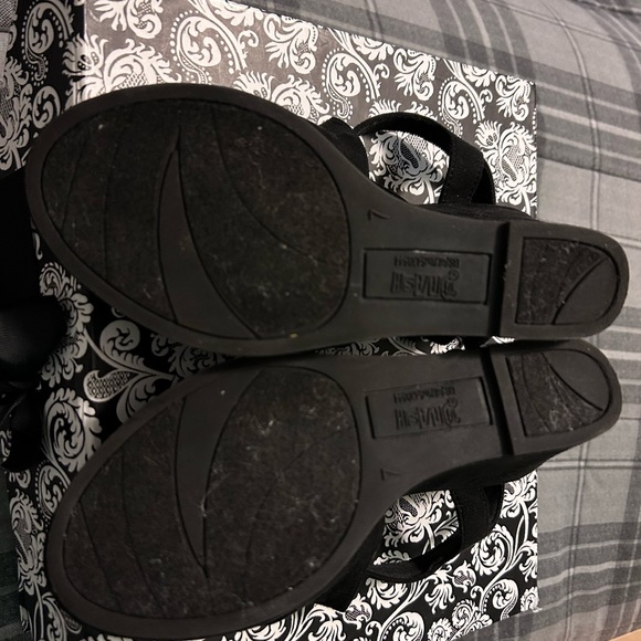 Black suede open toe wedges - Picture 6 of 6